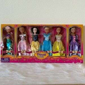 Six Princess Collection Doll Set - Beautiful Dresses and Hair Style